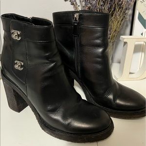 CHANEL - CC TURN LOCK ANKLE LEATHER BOOTIE